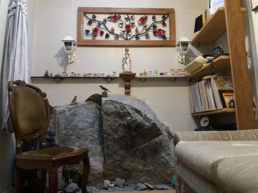 Sobrado com 4 quartos à venda, 172m2 em Tremembé, São Paulo - SP - imagem 6 Foto 6 de Sobrado com 4 quartos à venda, 172m2 em Tremembé, São Paulo - SP