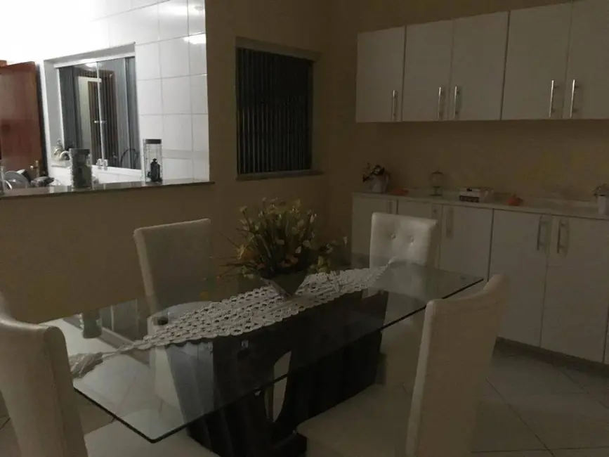 Foto 2 de Sobrado com 3 quartos para alugar, 126m2 em Vila Bruna, São Paulo - SP