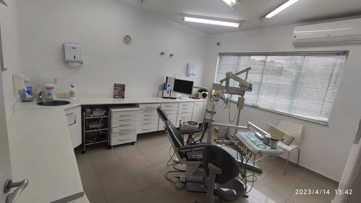 Sala Comercial à venda e para alugar, 150m2 em Vila União(Zona Norte), São Paulo - SP - imagem 8 Foto 8 de Sala Comercial à venda e para alugar, 150m2 em Vila União(Zona Norte), São Paulo - SP