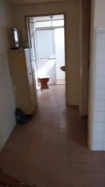 Foto 2 de Casa com 2 quartos à venda, 220m2 em Vila Clarice, São Paulo - SP