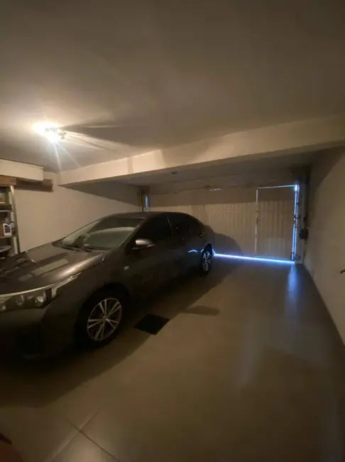 Foto 2 de Casa com 3 quartos à venda, 300m2 em Vila Pereira Barreto, São Paulo - SP