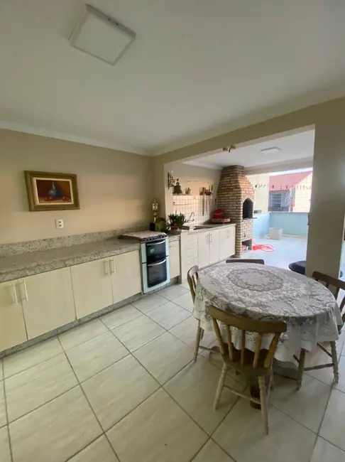 Foto 7 de Casa com 3 quartos à venda, 300m2 em Vila Pereira Barreto, São Paulo - SP