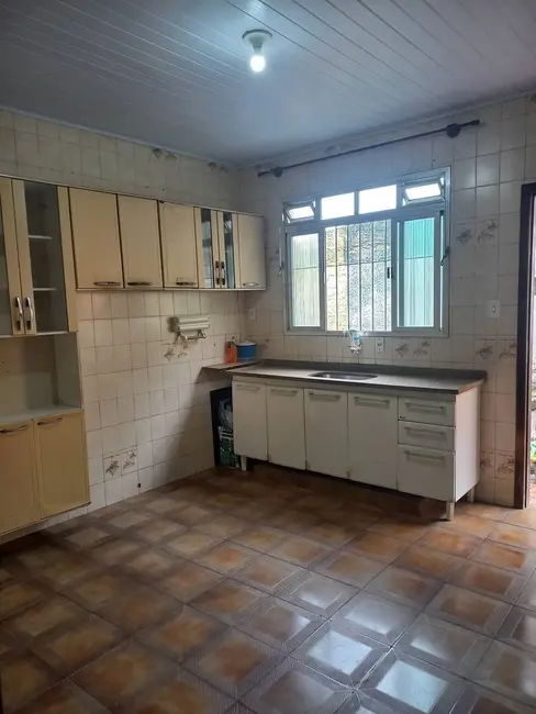 Foto 7 de Casa com 2 quartos para alugar, 250m2 em Piqueri, São Paulo - SP