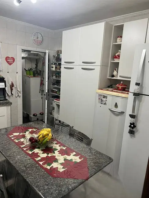 Sobrado com 3 quartos à venda, 132m2 em Vila Medeiros, São Paulo - SP - imagem 8 Foto 8 de Sobrado com 3 quartos à venda, 132m2 em Vila Medeiros, São Paulo - SP