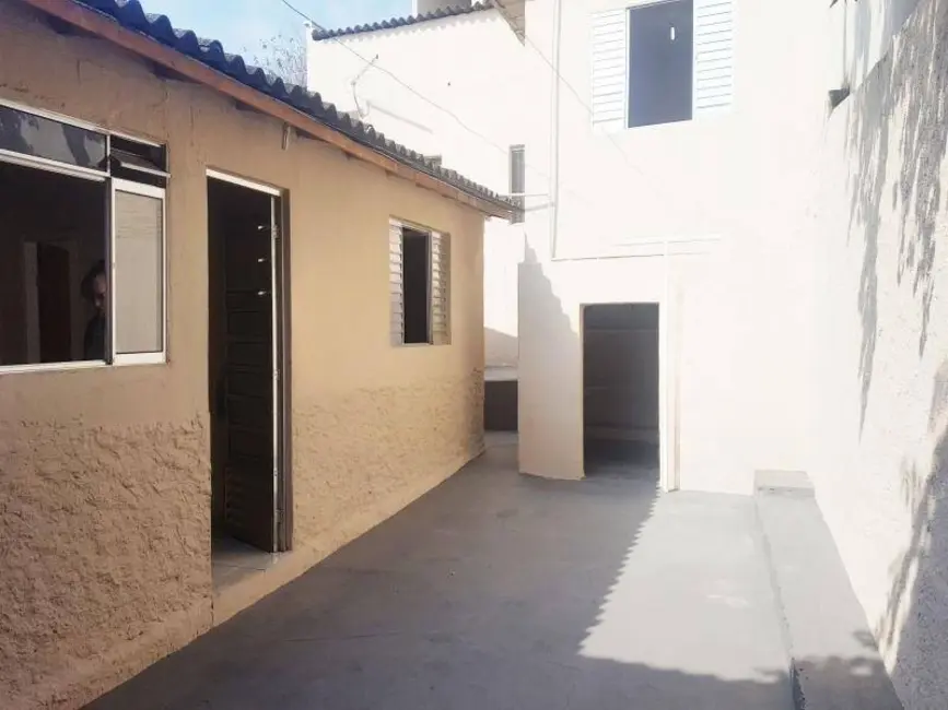Sobrado com 1 quarto à venda, 144m2 em Quitaúna, Osasco - SP - imagem 3 Foto 3 de Sobrado com 1 quarto à venda, 144m2 em Quitaúna, Osasco - SP