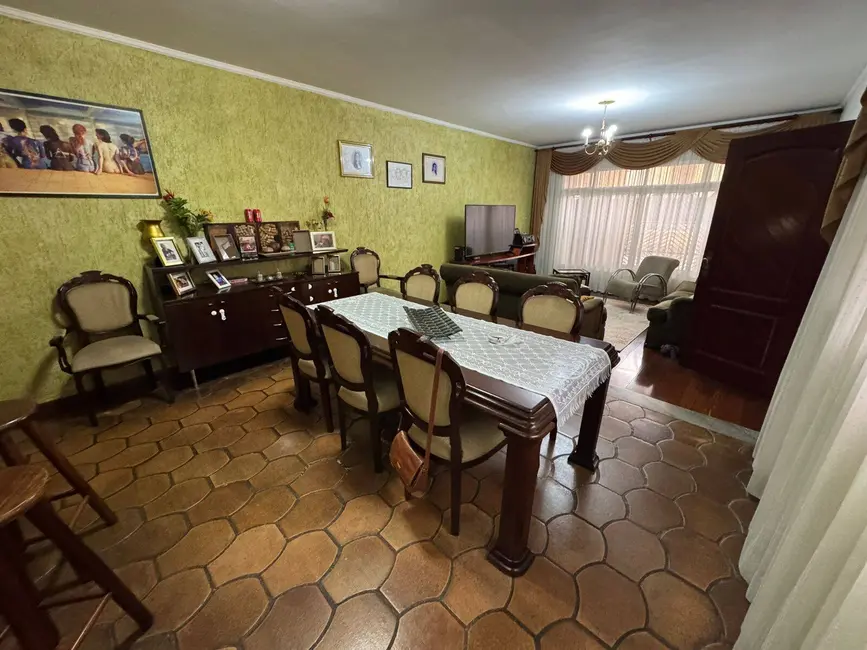 Foto 6 de Sobrado com 3 quartos à venda, 200m2 em Vila Santa Delfina, São Paulo - SP