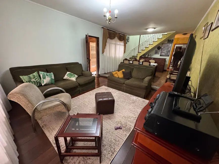 Foto 9 de Sobrado com 3 quartos à venda, 200m2 em Vila Santa Delfina, São Paulo - SP