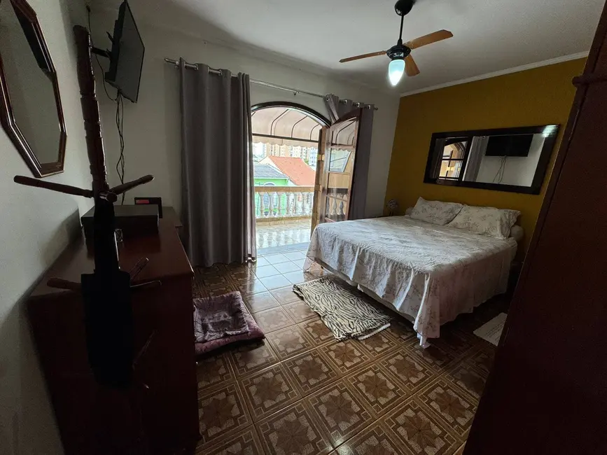 Foto 8 de Sobrado com 3 quartos à venda, 200m2 em Vila Santa Delfina, São Paulo - SP