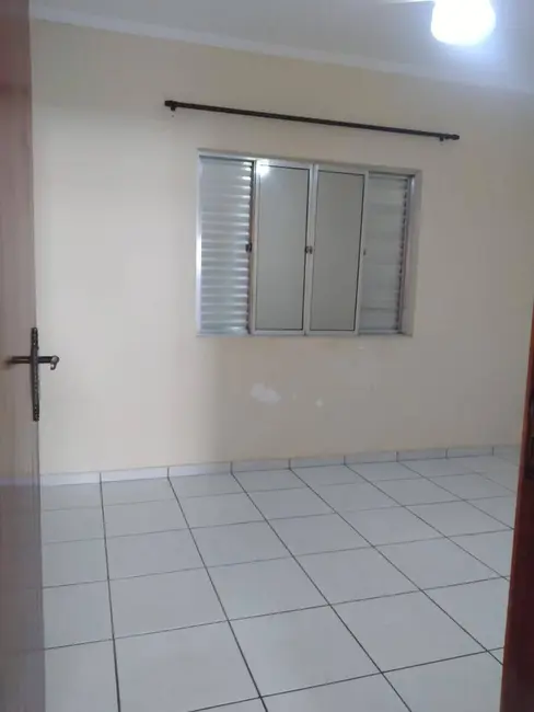 Casa com 2 quartos para alugar, 70m2 em Vila Pereira Cerca, São Paulo - SP - imagem 7 Foto 7 de Casa com 2 quartos para alugar, 70m2 em Vila Pereira Cerca, São Paulo - SP