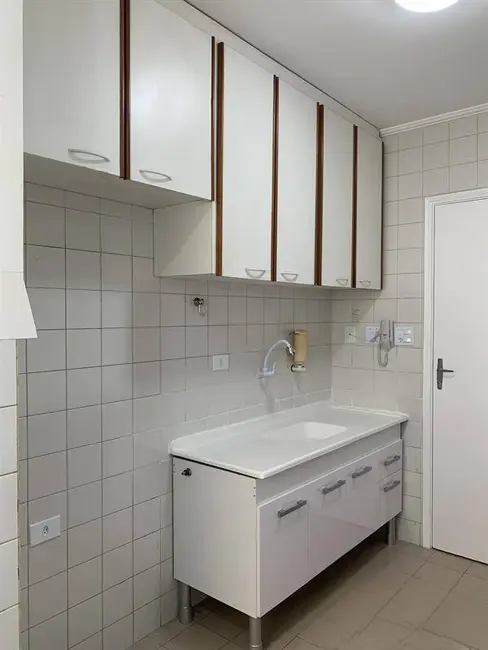 Foto 4 de Apartamento com 2 quartos à venda, 55m2 em Parque Maria Domitila, São Paulo - SP