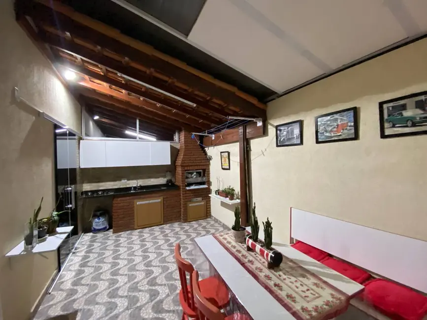 Foto 6 de Casa com 3 quartos à venda, 136m2 em Jaraguá, São Paulo - SP