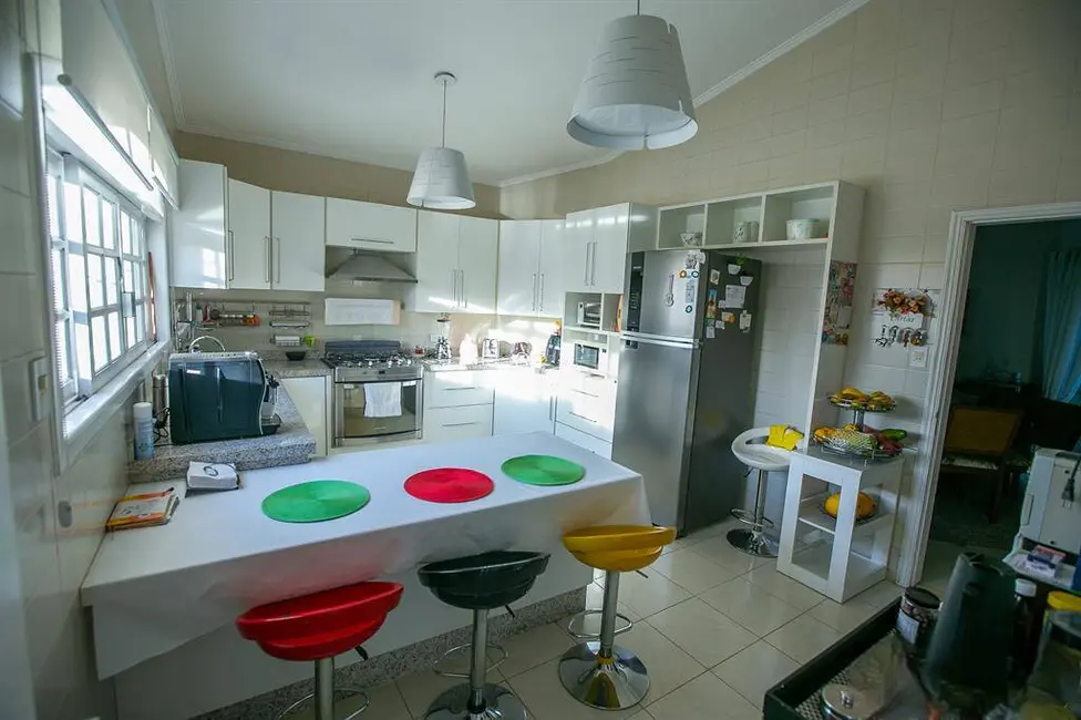 Foto 2 de Casa com 4 quartos à venda, 350m2 em Piqueri, São Paulo - SP