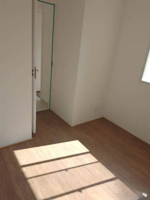 Foto 2 de Apartamento com 2 quartos para alugar, 32m2 em Parque Novo Mundo, São Paulo - SP