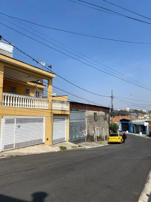 Foto 2 de Casa com 2 quartos à venda, 125m2 em Vila Zat, São Paulo - SP
