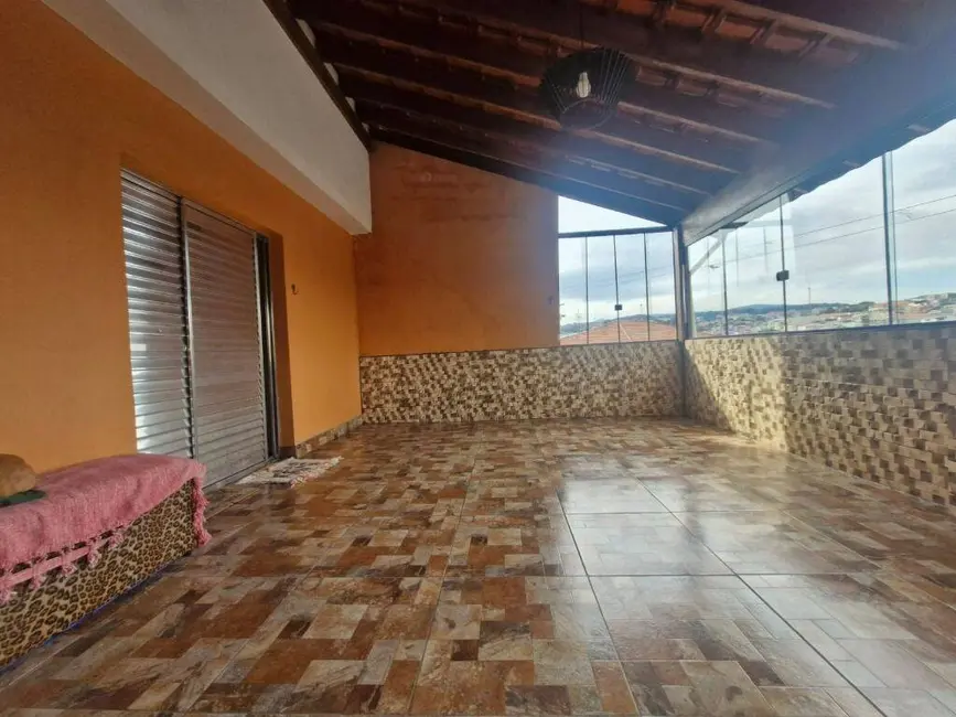 Foto 4 de Casa com 2 quartos à venda, 285m2 em Vila Pereira Barreto, São Paulo - SP