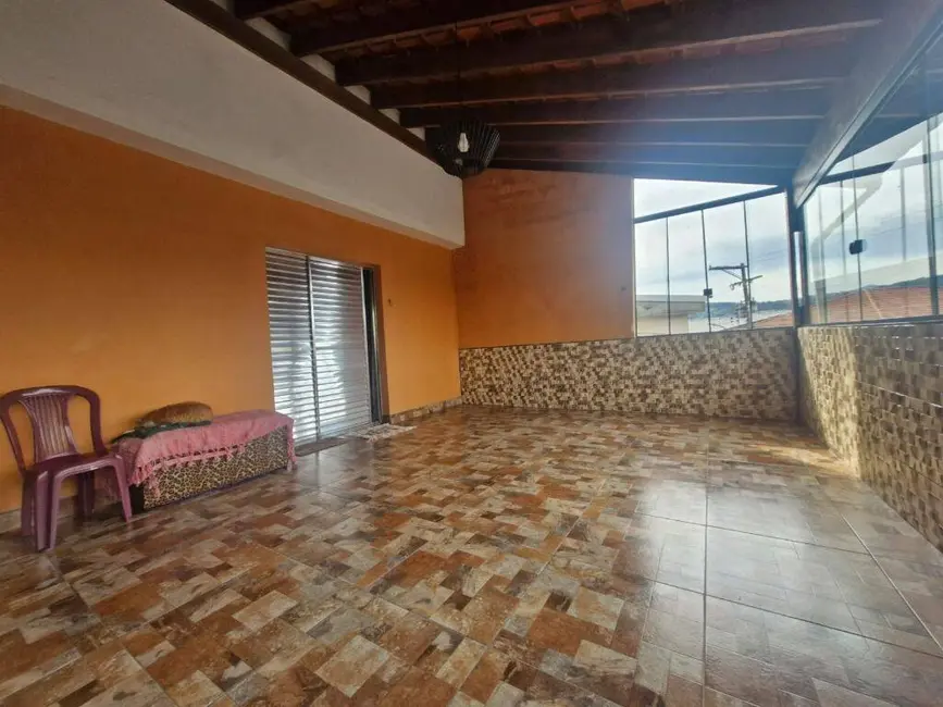 Foto 3 de Casa com 2 quartos à venda, 285m2 em Vila Pereira Barreto, São Paulo - SP