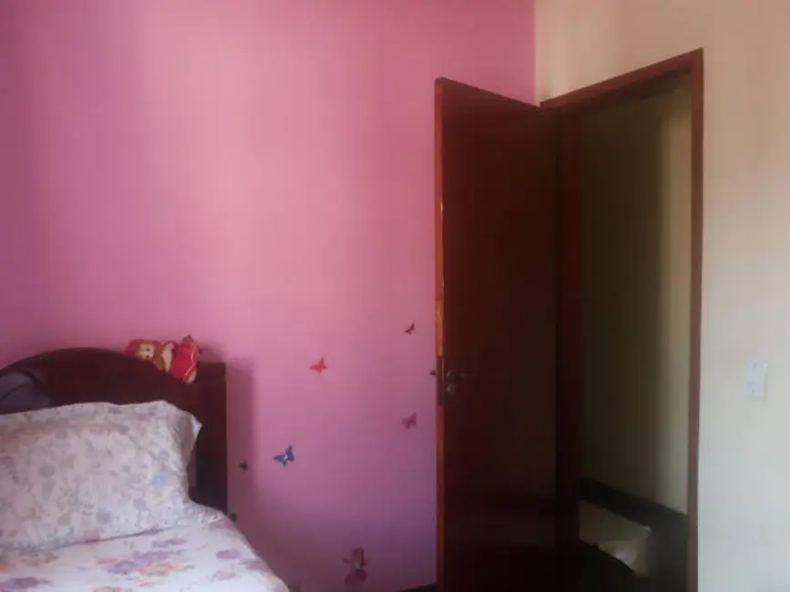 Foto 8 de Sobrado com 4 quartos à venda, 243m2 em Jardim Modelo, São Paulo - SP