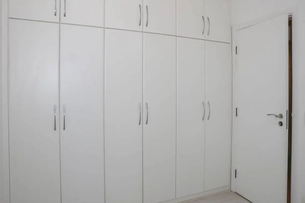 Apartamento com 2 quartos para alugar, 89m2 em Vila Romana, São Paulo - SP - imagem 3 Foto 3 de Apartamento com 2 quartos para alugar, 89m2 em Vila Romana, São Paulo - SP