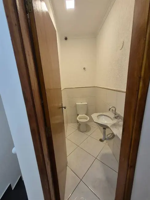 Sobrado com 2 quartos à venda, 190m2 em Parque Ramos Freitas, São Paulo - SP - imagem 9 Foto 9 de Sobrado com 2 quartos à venda, 190m2 em Parque Ramos Freitas, São Paulo - SP