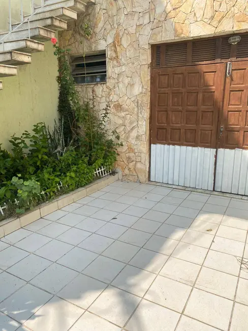 Sobrado com 3 quartos à venda, 250m2 em Vila Dom Pedro II, São Paulo - SP - imagem 1 Foto 1 de Sobrado com 3 quartos à venda, 250m2 em Vila Dom Pedro II, São Paulo - SP