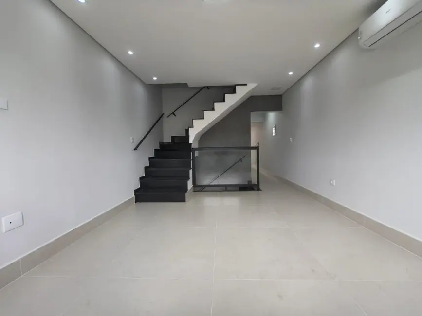 Sobrado com 3 quartos à venda, 160m2 em Parque São Domingos, São Paulo - SP - imagem 5 Foto 5 de Sobrado com 3 quartos à venda, 160m2 em Parque São Domingos, São Paulo - SP