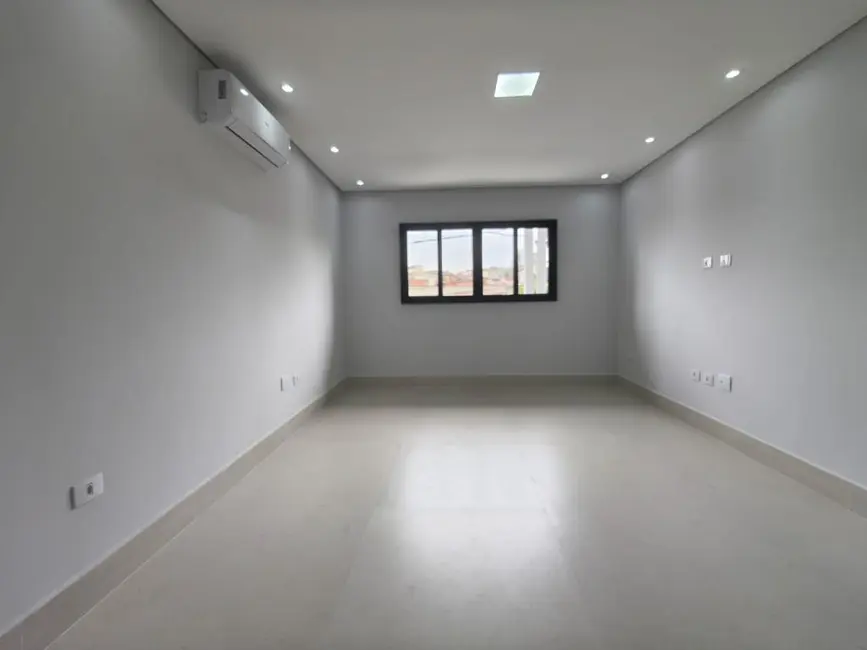 Sobrado com 3 quartos à venda, 160m2 em Parque São Domingos, São Paulo - SP - imagem 6 Foto 6 de Sobrado com 3 quartos à venda, 160m2 em Parque São Domingos, São Paulo - SP