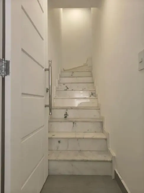 Foto 4 de Sobrado com 3 quartos à venda, 180m2 em Parque São Domingos, São Paulo - SP