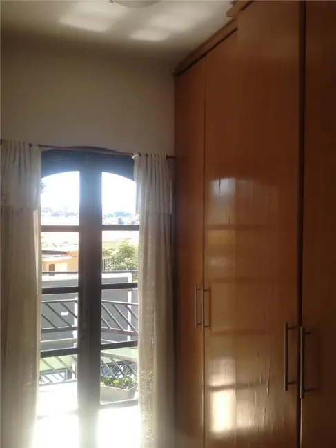 Sobrado com 3 quartos à venda, 400m2 em Vila Pereira Barreto, São Paulo - SP - imagem 4 Foto 4 de Sobrado com 3 quartos à venda, 400m2 em Vila Pereira Barreto, São Paulo - SP