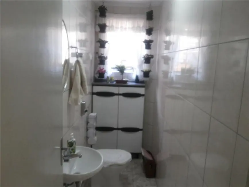 Sobrado com 3 quartos à venda, 112m2 em Jardim Regina, São Paulo - SP - imagem 9 Foto 9 de Sobrado com 3 quartos à venda, 112m2 em Jardim Regina, São Paulo - SP