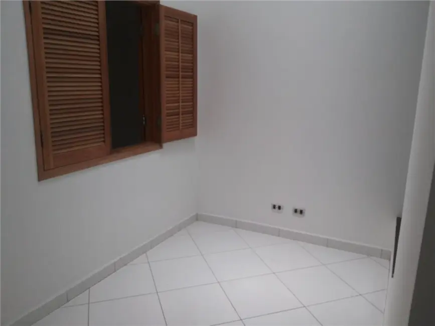 Sobrado com 3 quartos à venda, 250m2 em Conjunto Residencial Vista Verde, São Paulo - SP - imagem 8 Foto 8 de Sobrado com 3 quartos à venda, 250m2 em Conjunto Residencial Vista Verde, São Paulo - SP