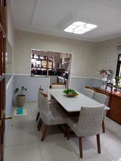 Foto 8 de Sobrado com 3 quartos à venda, 432m2 em Vila Cruz das Almas, São Paulo - SP