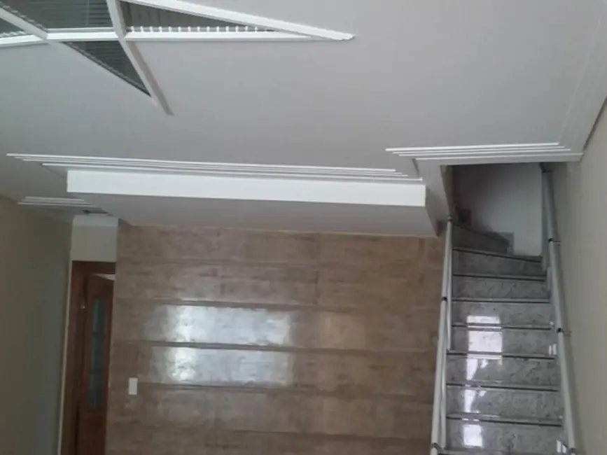 Sobrado com 3 quartos à venda, 170m2 em Parque São Domingos, São Paulo - SP - imagem 6 Foto 6 de Sobrado com 3 quartos à venda, 170m2 em Parque São Domingos, São Paulo - SP