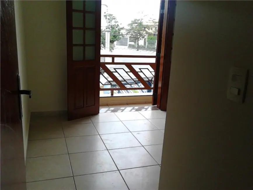 Sobrado com 3 quartos à venda, 150m2 em Vila Pereira Barreto, São Paulo - SP - imagem 8 Foto 8 de Sobrado com 3 quartos à venda, 150m2 em Vila Pereira Barreto, São Paulo - SP