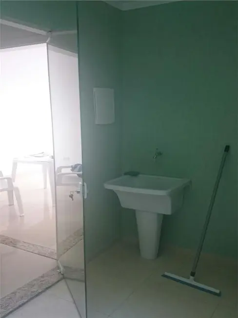 Foto 3 de Apartamento com 2 quartos à venda, 76m2 em Vila Cavaton, São Paulo - SP