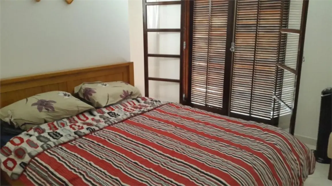 Foto 3 de Sobrado com 3 quartos à venda, 150m2 em Vila Palmeiras, São Paulo - SP