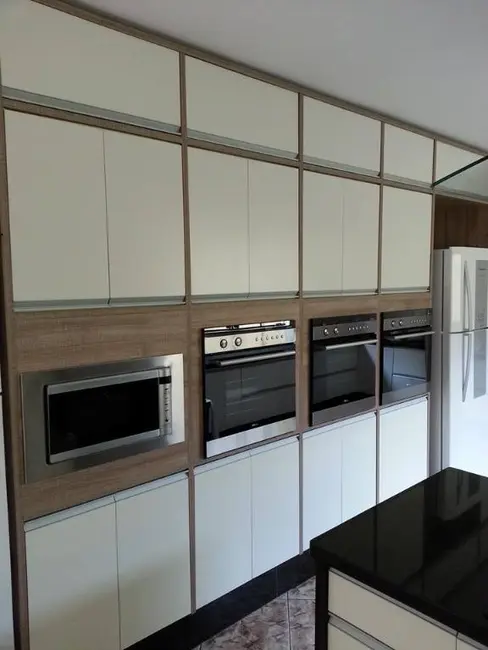 Sobrado com 3 quartos à venda, 250m2 em Vila Pereira Barreto, São Paulo - SP - imagem 7 Foto 7 de Sobrado com 3 quartos à venda, 250m2 em Vila Pereira Barreto, São Paulo - SP