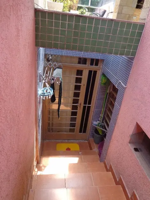 Sobrado com 3 quartos à venda, 160m2 em Jardim Cidade Pirituba, São Paulo - SP - imagem 8 Foto 8 de Sobrado com 3 quartos à venda, 160m2 em Jardim Cidade Pirituba, São Paulo - SP