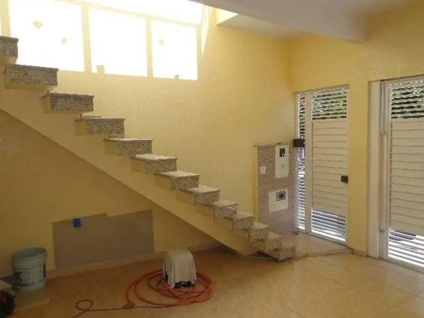 Sobrado com 3 quartos à venda, 232m2 em Jardim Cidade Pirituba, São Paulo - SP - imagem 2 Foto 2 de Sobrado com 3 quartos à venda, 232m2 em Jardim Cidade Pirituba, São Paulo - SP