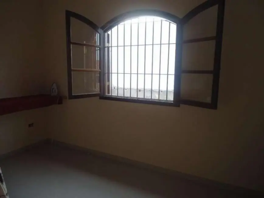 Sobrado com 3 quartos à venda, 200m2 em Vila Pereira Barreto, São Paulo - SP - imagem 4 Foto 4 de Sobrado com 3 quartos à venda, 200m2 em Vila Pereira Barreto, São Paulo - SP