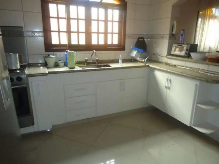 Sobrado com 3 quartos à venda, 200m2 em Vila Pereira Barreto, São Paulo - SP - imagem 8 Foto 8 de Sobrado com 3 quartos à venda, 200m2 em Vila Pereira Barreto, São Paulo - SP