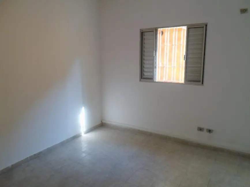Foto 3 de Casa com 5 quartos para alugar, 230m2 em Vila Pereira Barreto, São Paulo - SP