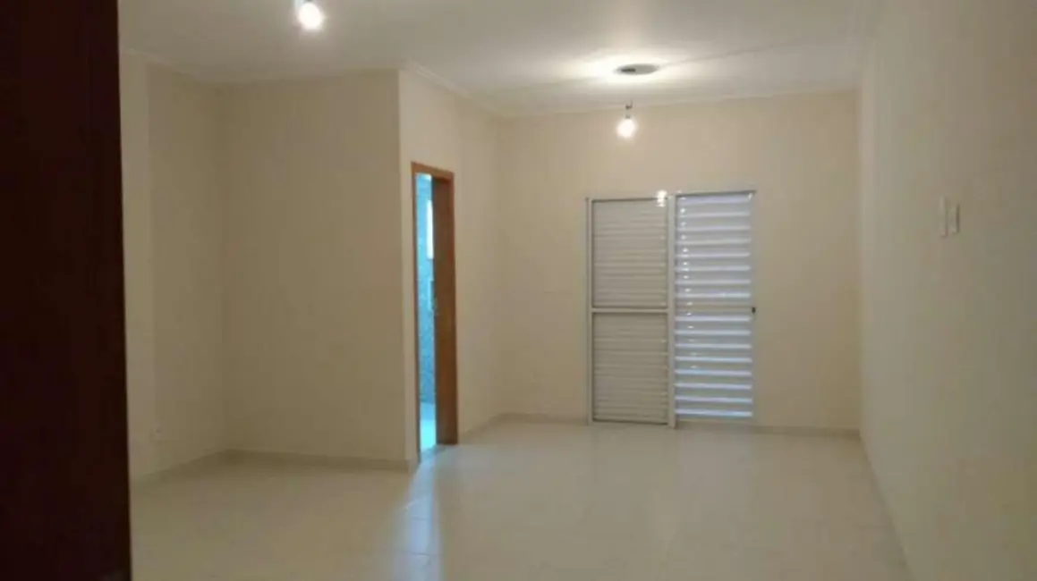 Sobrado com 3 quartos à venda, 202m2 em Vila Pereira Barreto, São Paulo - SP - imagem 7 Foto 7 de Sobrado com 3 quartos à venda, 202m2 em Vila Pereira Barreto, São Paulo - SP