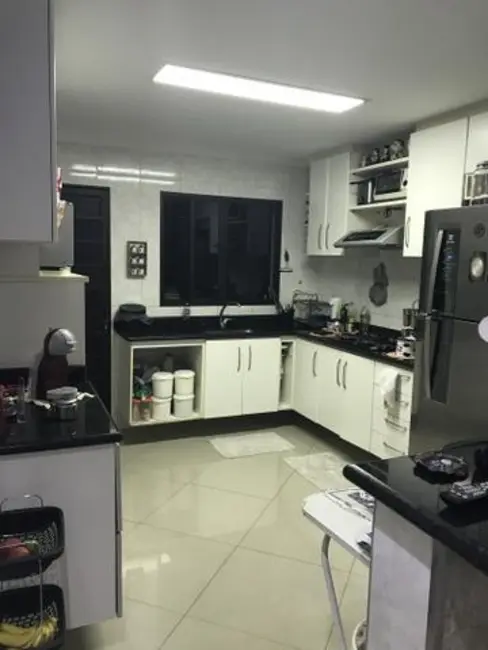 Sobrado com 4 quartos à venda, 270m2 em Vila América, São Paulo - SP - imagem 4 Foto 4 de Sobrado com 4 quartos à venda, 270m2 em Vila América, São Paulo - SP