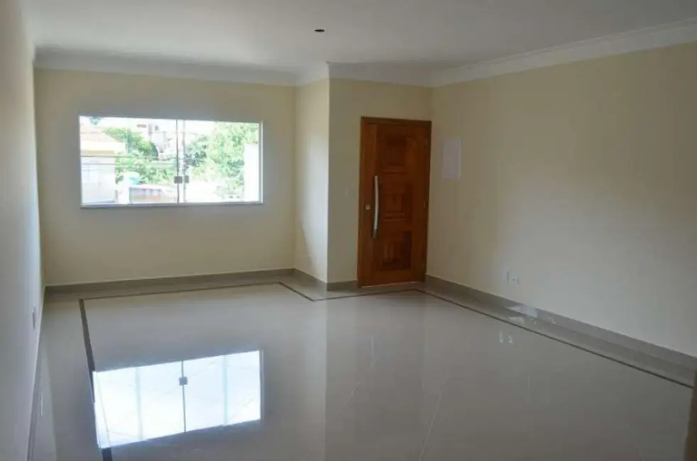 Foto 1 de Sobrado com 4 quartos à venda, 240m2 em Chácara Inglesa, São Paulo - SP