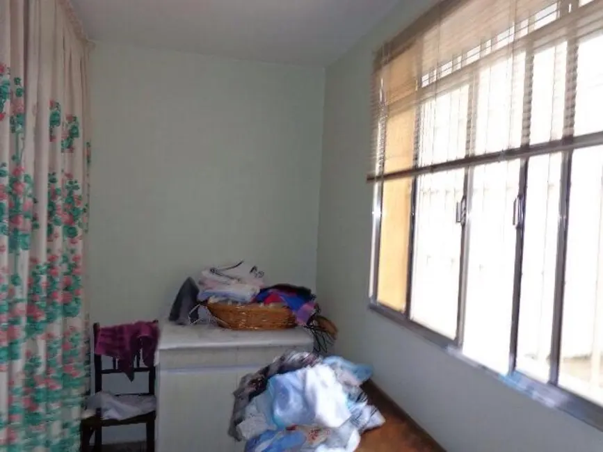 Foto 2 de Sobrado com 3 quartos à venda, 190m2 em Vila Espanhola, São Paulo - SP