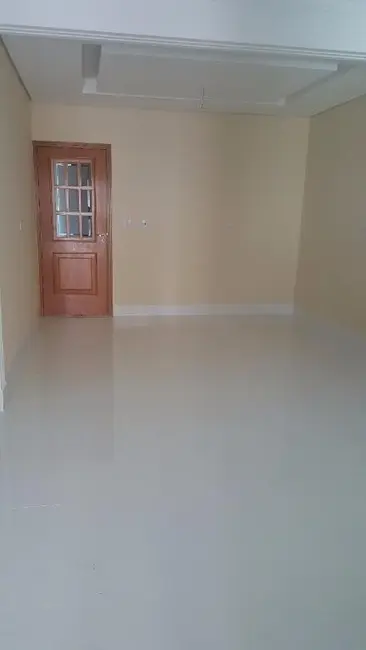 Sobrado com 3 quartos à venda, 250m2 em Parque São Domingos, São Paulo - SP - imagem 9 Foto 9 de Sobrado com 3 quartos à venda, 250m2 em Parque São Domingos, São Paulo - SP