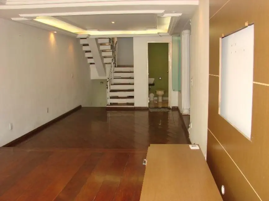 Foto 3 de Sobrado com 3 quartos à venda, 250m2 em Vila Comercial, São Paulo - SP