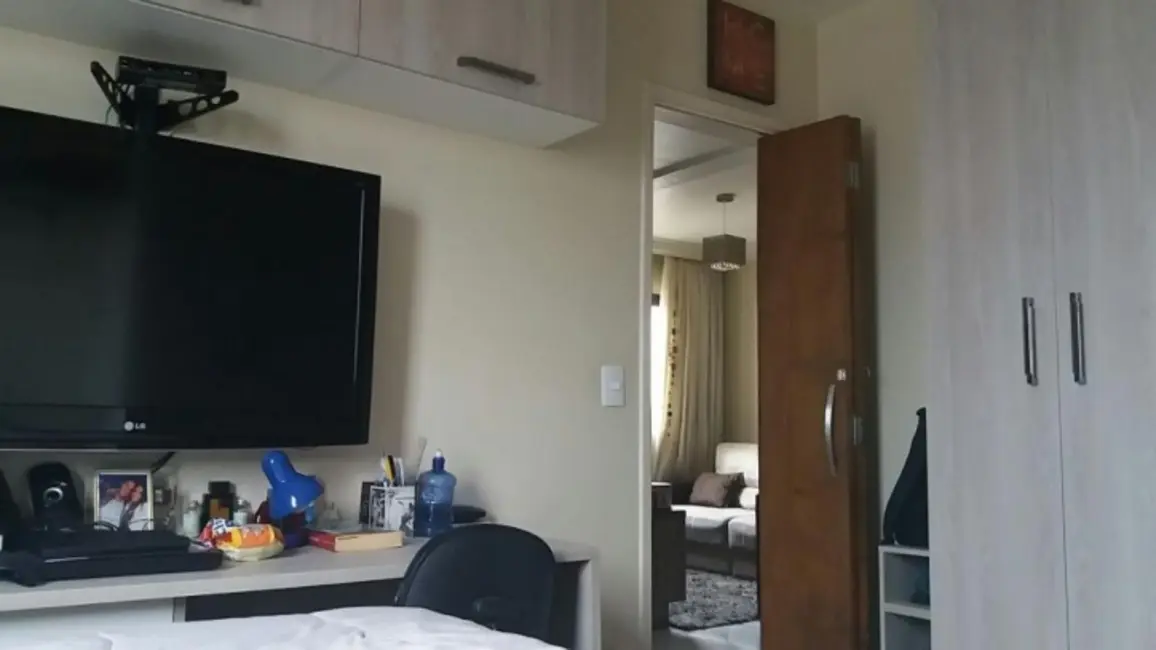 Foto 2 de Apartamento com 2 quartos à venda, 60m2 em Vila Mangalot, São Paulo - SP