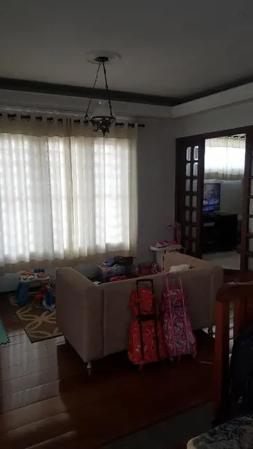 Casa com 3 quartos à venda, 336m2 em Piqueri, São Paulo - SP - imagem 8 Foto 8 de Casa com 3 quartos à venda, 336m2 em Piqueri, São Paulo - SP