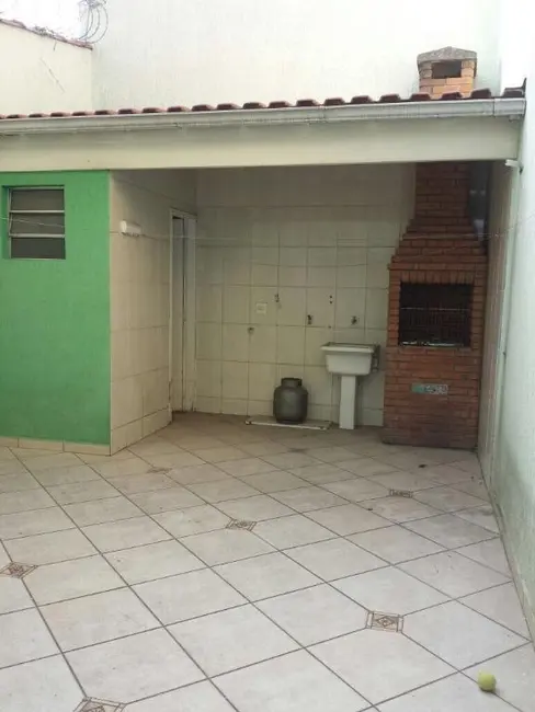Foto 2 de Sobrado com 2 quartos à venda, 250m2 em Vila Pereira Cerca, São Paulo - SP